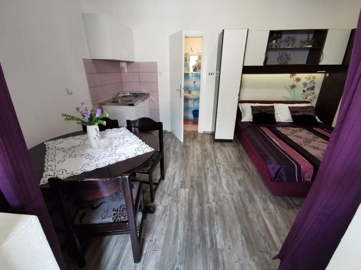 Apartments Deak Makarska Exterior photo